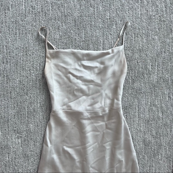 Park & Fifth Bowen Dress in Oyster Satin - Picture 6 of 7